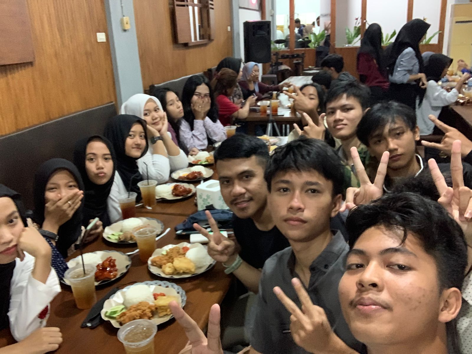 Buka Bersama Dengan Siswa X2 SMA Yadika Natar, Lampung Selatan 2023
